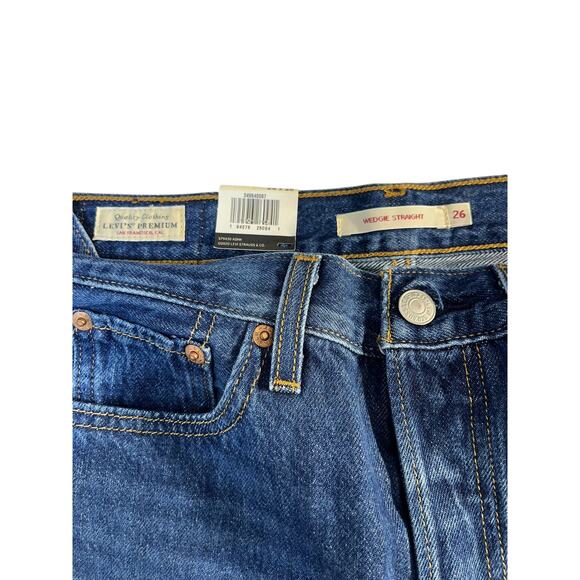 Levi’s Women’s Premium Wedgie Straight Jeans Blue High Rise Size 26 NWT - Picture 9 of 15